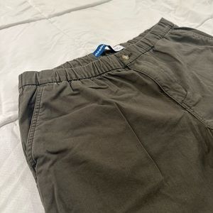 Old Navy pants for men.